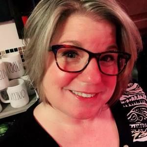 Meet your Posher, Gloria